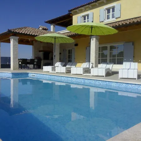 Villa Elegant In Village Pavicini, Istria