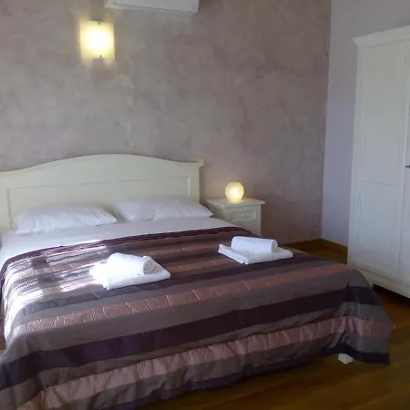 Elegant In Village Pavicini, Istria Villa Marcana