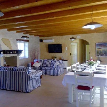 Villa Elegant In Village Pavicini, Istria Marčana